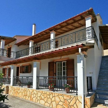 Lemonia Apartment Afión Zewnętrze zdjęcie